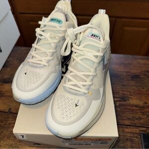 361 Degrees Big3 5.0 Quick PRO MIRO Basketball Shoes 672421111-1 Men’s Size 7